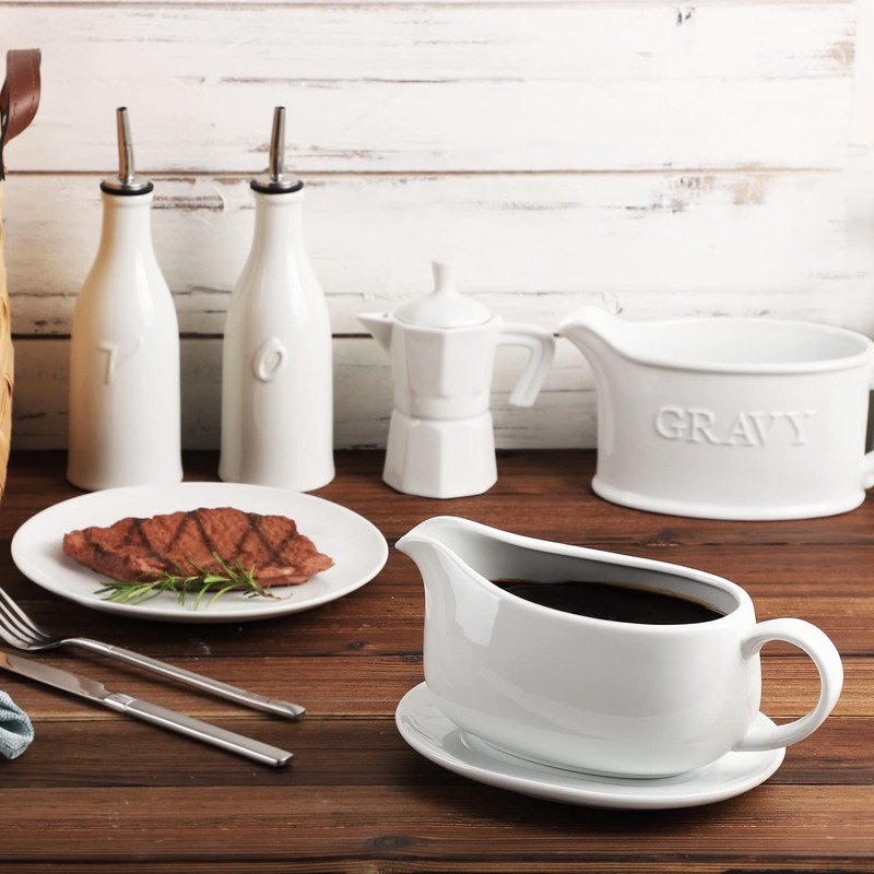 Buyajuju 25 oz Gravy Boat and Tray, Ceramic White Gravy