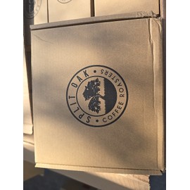 SPLIT OAK COFFEE ROASTERS Assorted Coffee Gift Box 9 Pack Whole Beans 2oz Timor Colombia Ethiopia Brazil