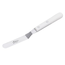 Ateco Offset 4.5-Inch Stainless Steel Blade, Plastic Handle, Dishwasher Safe Icing Spatula