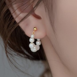 Pearl Hoop Earrings for Women Gold Pearl Earrings Dainty Pearl Earrings Small Hoop Earrings Wedding Jewelry Gift for Bride