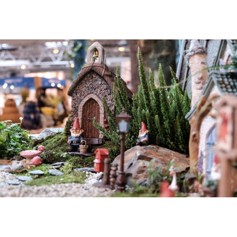 Vivid Arts Miniature World Cuckoo Cottage MW01-019