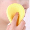 Sponge puff beauty accessories facial cleansing sponge exfoliation peeling / 스펀지 퍼프 미용 소품 세안 해면 각질제거 필링