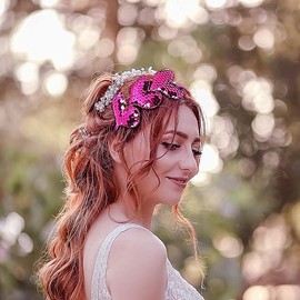 Valentine's Day Heart Headband Hair Band Hot Pink Love Sequins Hair Hoop Hair Accessories Glitter Heart Shaped headpiece Hairband For Girls Women Valentine New Year Wedding Birthday Party Gift