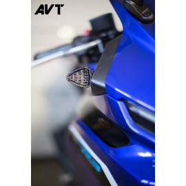 AVT Yamaha YZF-R3 / R3 2025  SMOKE FRONT Flush LED Turn Signals