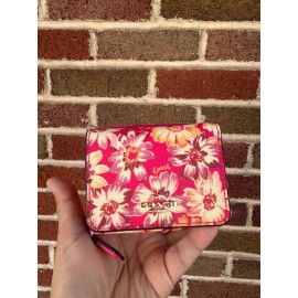 Coach BN Coach Small Trifold Wallet With Vintage Daisy Script Print 3509