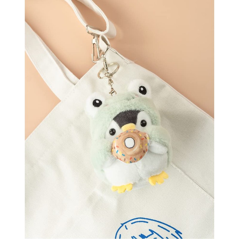 Cute Penguin Pendant Keychain - Perfect Gift for Any Occasion
