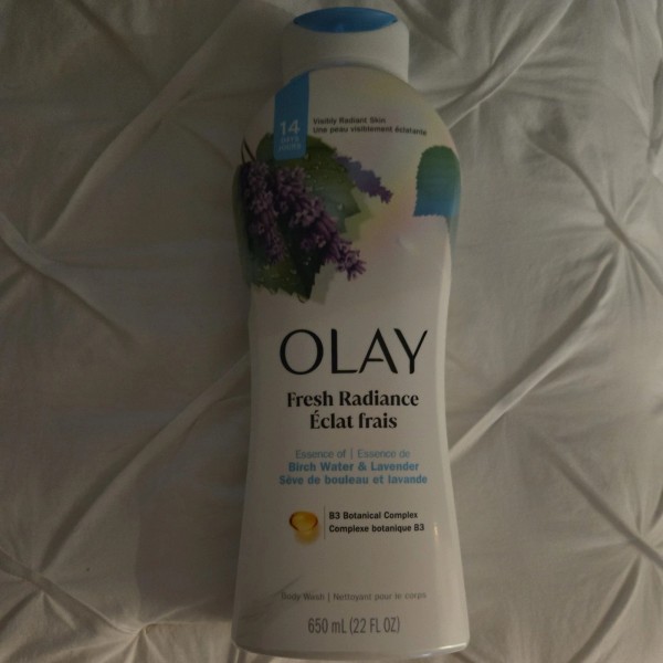Olay Fresh Outlast Birch Water & Lavender Body Wash 22