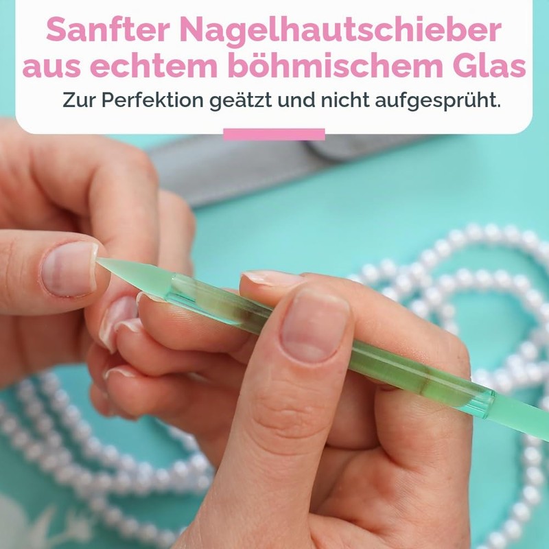 Bona Fide Beauty Czech Glass Cuticle Pusher with Case Green