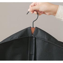 1PC 60” Extra Long Clothes Cover with Zipper Pockets and 3.5” Gusset, Black Foldable Men Suit Storage Bag with Handles for Business Travel, Hanging Dress Bag Covers Garment Cover Bags for Storage