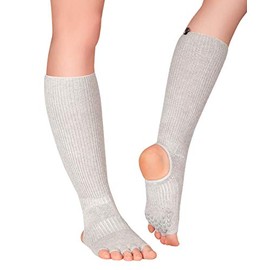 Knitido Plus Nodoka Calf Length Yoga Pilates Leg Warmers with Toe and Anti-Slip, Hollyhock (11)