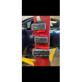 NOCO GB70 2000AMP Magnetic Charger Mount with AirTag Slot