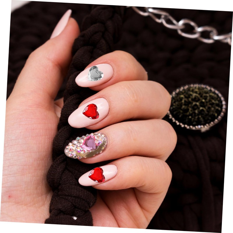 Gatuida 12Sheets Heart Shaped Acrylic Rhinestones Stickers for Face Makeup