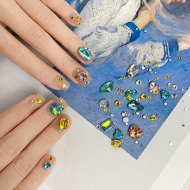 Nail Art Colored Diamonds Multi-Shape Mixed For Nail Art Craft, Super Sparkling Irregular Colored Nail Art Rhinestones 3D Candy Colored Diamonds Flat Bottom Gem Set For Nail Art Decoration (1 Bag)