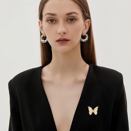 EMEGCY Gold Butterfly Brooches for Women Butterfly Rhinestone Brooch Pin Gold Plated Butterfly Pin Jewelry Gift for Mom Wife