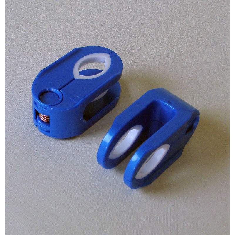 Nishida Clothesline Stopper, Blue, 1.8 x 3.3 x 1.3 inches