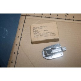 Hartwell NOS racecar aircraft Hartwell trigger latch H5000CK546125 5340-00-321-42
