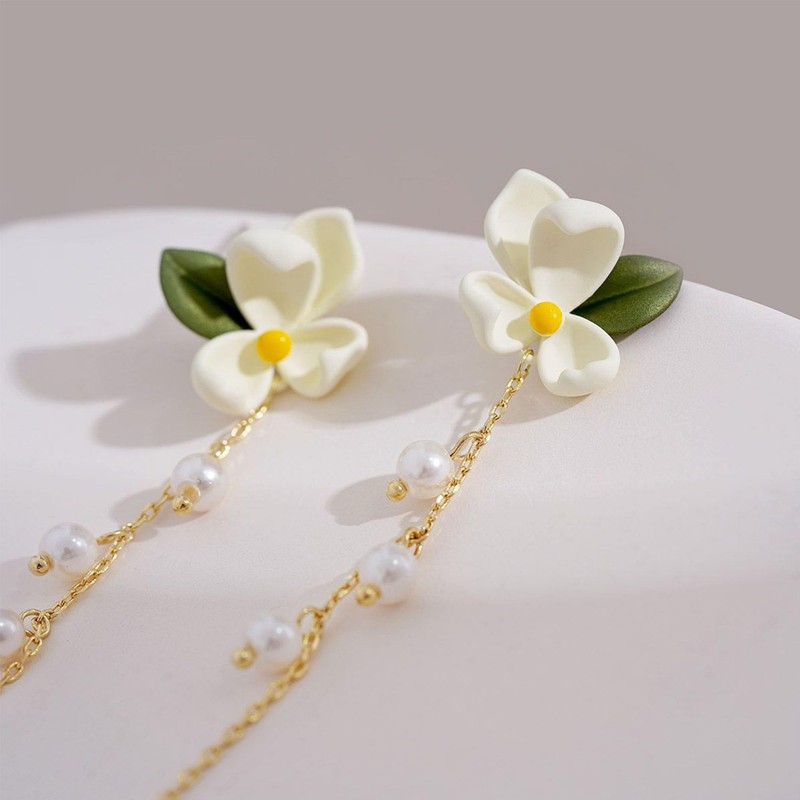Peasimy White Gardenia Flower Leaf Stud Earrings for Women Cute