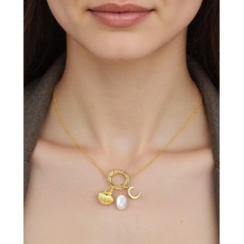 Initial Charm Necklace for Women Shell Necklace Pearl Necklace 14K Gold Plated Letter Pendant Necklace Dainty Seashell Necklace Beach Jewelry Gifts (C)