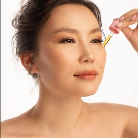 OYU Bakuchiol face serum Retinol Alternative 1%, anti-aging serum, Reduces Fine Lines, Wrinkles & Puffiness, Natural, Plant-based, Vegan, Cruelty-free 10mL / 0.3 oz