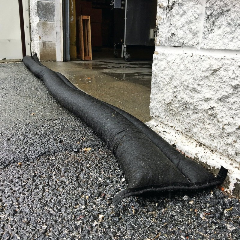 PIG Water Barrier | Sandless Sandbags for Flooding | 2