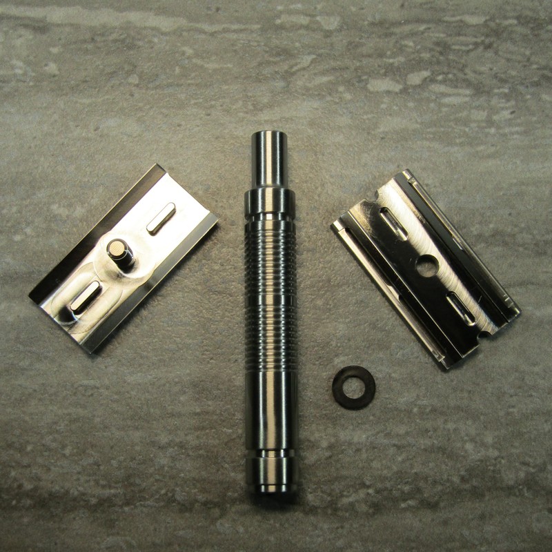 Yaqi Tile Stainless Steel DE Safety Razor