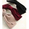 VINGTAINE H7640-BK- Barrette Ribbon, Velvet Hair Clip, Classical Hair Accessory,