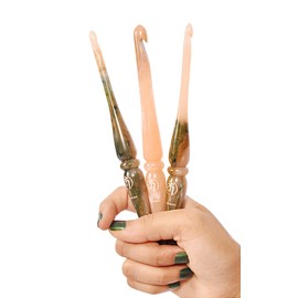 Aventurine Resin Crochet Hook (Dark Green, Rust, Pale Pink, 7.0mm) Steam Beech Wood case for Protection