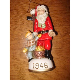 Memories of Santa Christmas Collection Circa 1946 Side-Walk-Santa Ornament Figurine by Don Warning