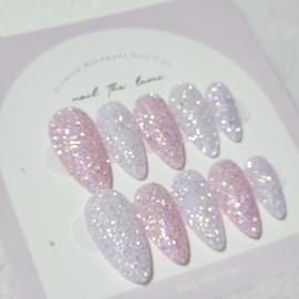 Moonlit Veil  Handmade Nail Tip - Stiletto / Moonlit Veil  수제네일팁 - 스틸레토