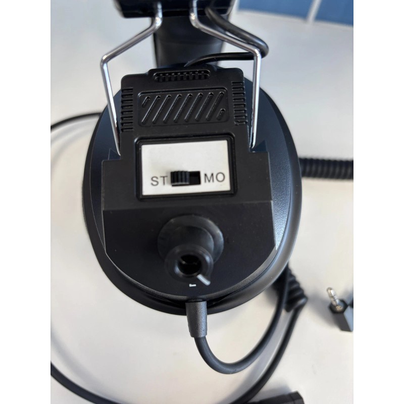 Egghead EGG Switchable Stereo/Mono Adjustable Headphones Over The Ear Padded