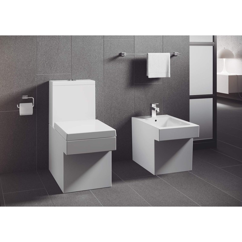 GROHE Essential Cube Towel Ring 40510001
