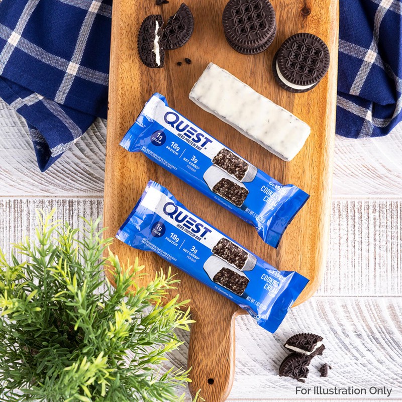 Quest Nutrition Crispy Cookies & Cream Hero Protein Bar, 18g