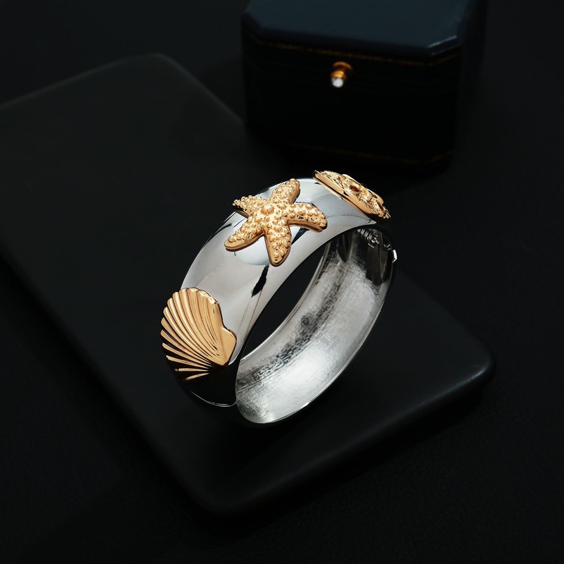 Chunky Seashell Bangle Bracelet for Women Gold Silver Mermaid Sea