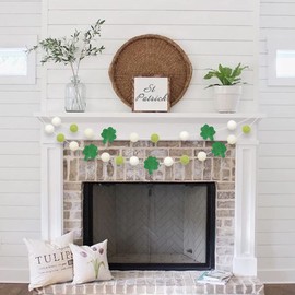 St. Patrick's Day Felt Ball Garlands, Green Felt Ball Shamrock Garlands Banner for St. Patrick's Day Home Mantle Hanging Decorations (Green St. Patrick's Day Garlands)