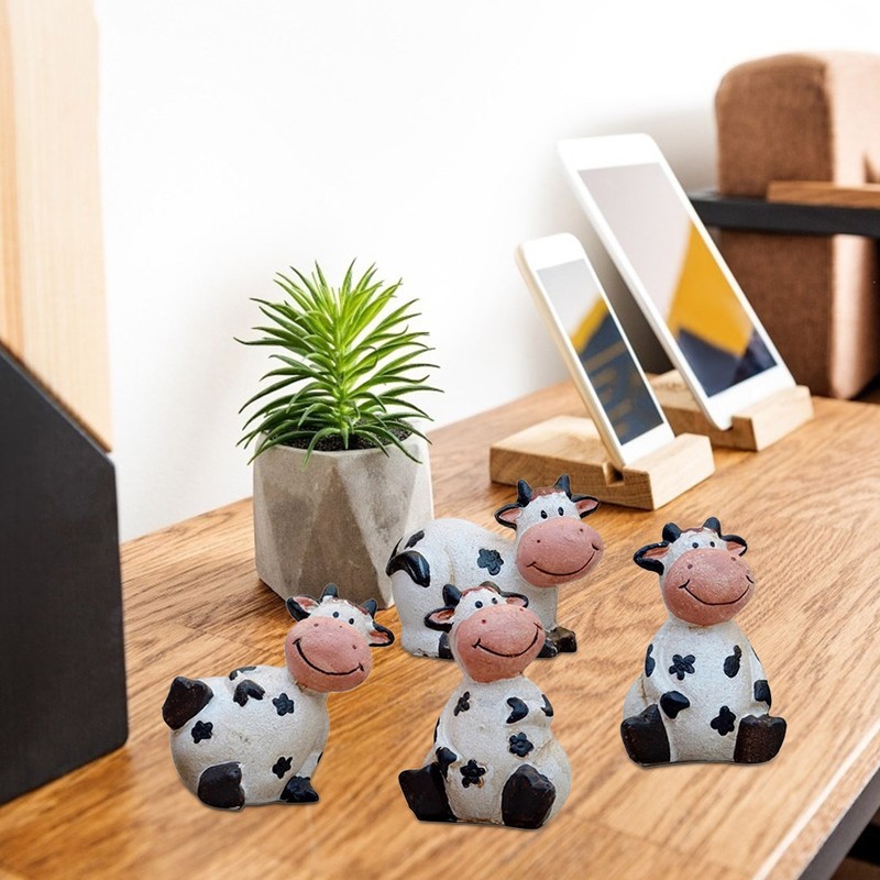 Cute Mini Cattle Cow Figurines Resin Statue Animal Model Desktop