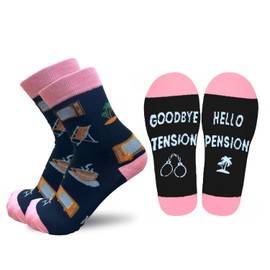 Funny Retirement Socks – Novelty Unisex Gift for Retire, Humorous Presents for Men and Women, Happy Retired Gift Ideas (CA/US, Alpha, One Size, Regular, Regular, Black-pink)
