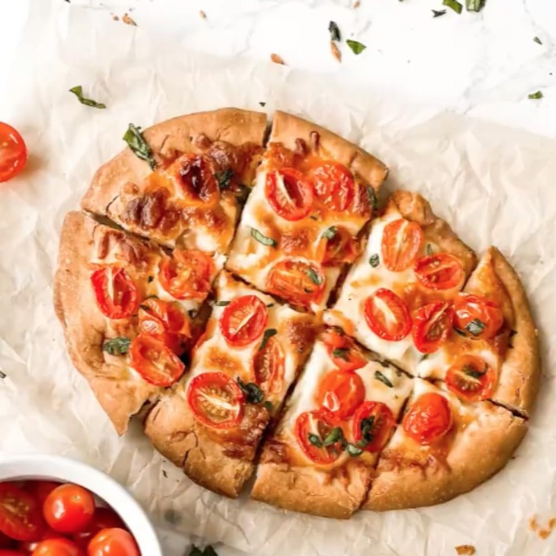 Atoria's Family Bakery Garlic Naan Flatbread 8 Pack | 16