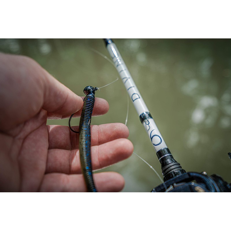 6th Sense Divine Shakey Worm Soft Plastic (Darkwater Bug, 7.0