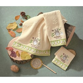 Marushin 1005040200 Ghibli My Neighbor Totoro Hand Towel, Lace Toro, 100% Cotton, Antibacterial, Odor-Resistant, Approx. 13.4 x 14.2 inches (34 x 36 cm)