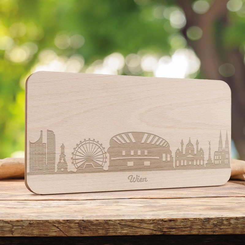 GRAVURZEILE Breakfast Board with Engraving – Skyline Vienna – Wooden