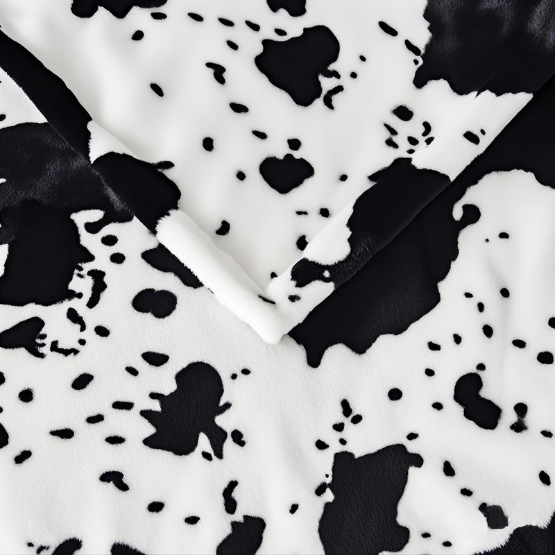 Edenleaf Cow Print Blanket, Ultra Soft Cozy Throw for Couch