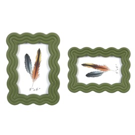 DECOCIAGA 5x7 Picture Frame, Display Pictures 5x7 with Mat, Wavy Edge Wood Photo Frame for Tabletop and Wall Hanging, with Clear Plexiglass for Vertical or Horizontal Display, Green, 1 Pack