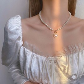 Pearl Necklace for Women Heart Pendant Choker Necklace Dainty Pearl Choker Necklace White Beaded Necklace Jewelry Gift for Teen Girls
