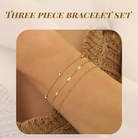 NJCXOLA Women's Bracelet Set, Gold, Chain Bracelets, Delicate Gold-Plated Bracelet, Twist Figaro Chain Bracelets, Adjustable Fashion Jewellery, Gold, for Women and Girls, Pack of 3