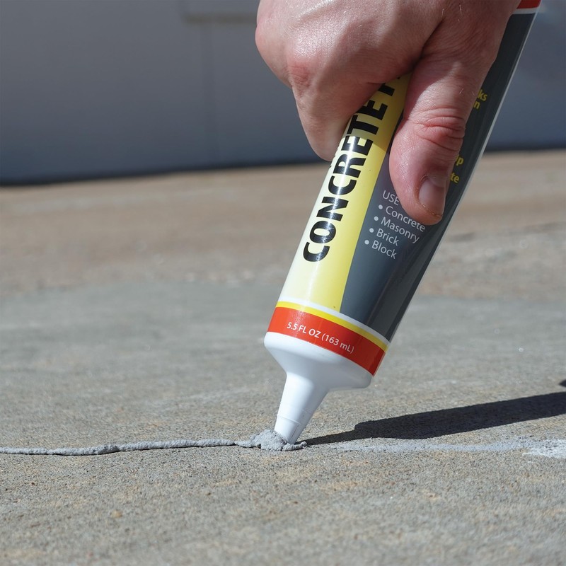 Red Devil 0645 Concrete Repair Patch, Cement Crack Filler, 5.5