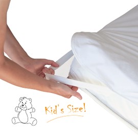 Twillie - Waterproof Mattress Protector 70 x 140 cm with 4 Elastic Bands - Oeko Tex® - Breathable Jersey Mattress Topper - Crinkle-Free Mattress Protector - Ultra Thin, Ultra Strong, Ultra Soft White