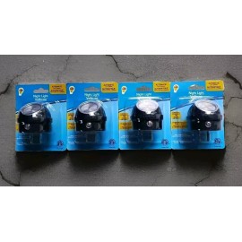 Intertek 4 Pack Pk Intertek Night Lights  * PLUG IN * BRAND NEW  AUTO ON LIGHT SENSOR LED