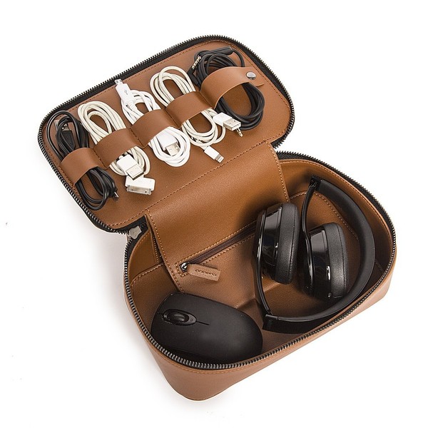 Brouk & Co - Tech Dopp Kit - Brown
