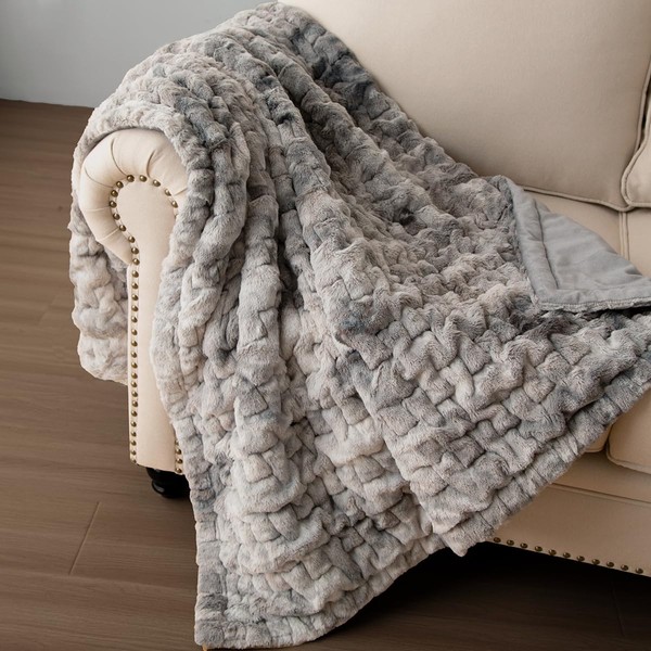 Ruched Faux Fur Throw Blanket Soft Fluffy Throw for Couch/Sofa/Bed