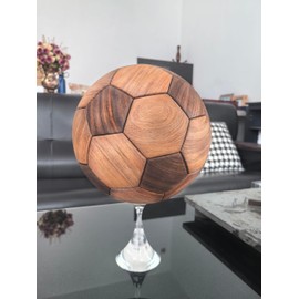Solid Wood Soccer Ball Ornament Luban Mortise and Tenon Structure Table Display Creative DIY Soccer Ball Model Living Room Office Fan Collection Gift Wood Crafts boys toy（Teak and Black Walnut）